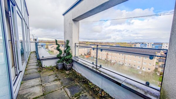 Hill House, Defence Close, West Thamesmead, SE28