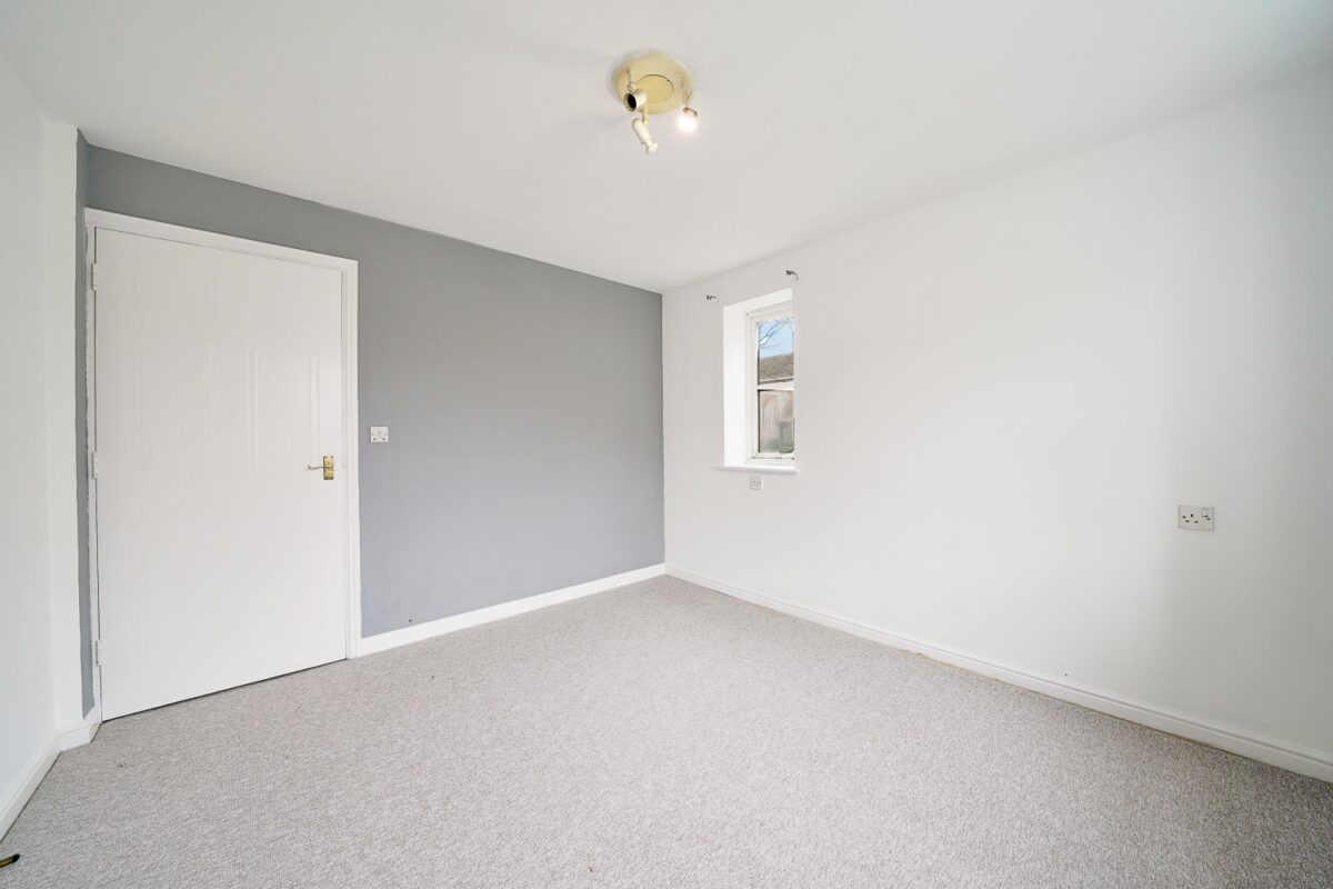 Floathaven Close, London, SE28