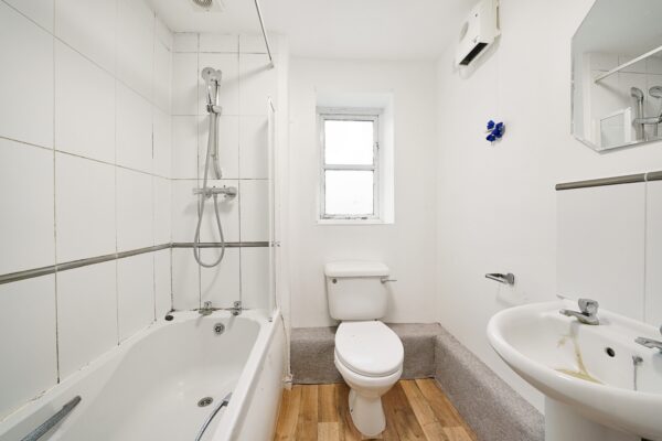 Floathaven Close, London, SE28