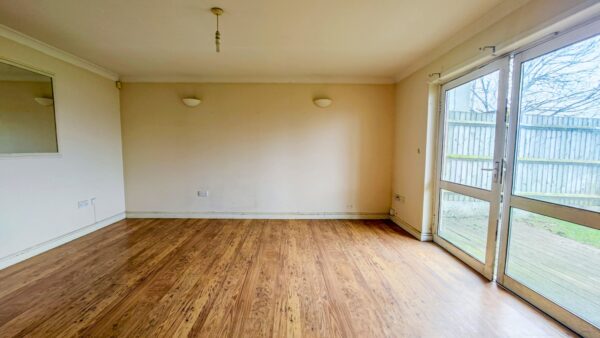 Fantail Close, Thamesmead, SE28