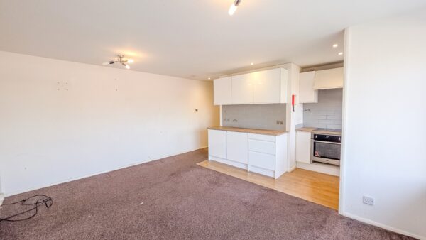 43, Whernside Close, Thamesmead, SE28