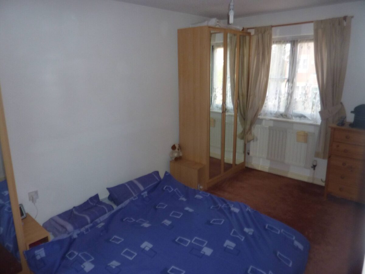 Bellarmine Close, Thamesmead, SE28