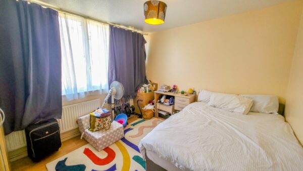 Marshall Path, London, SE28