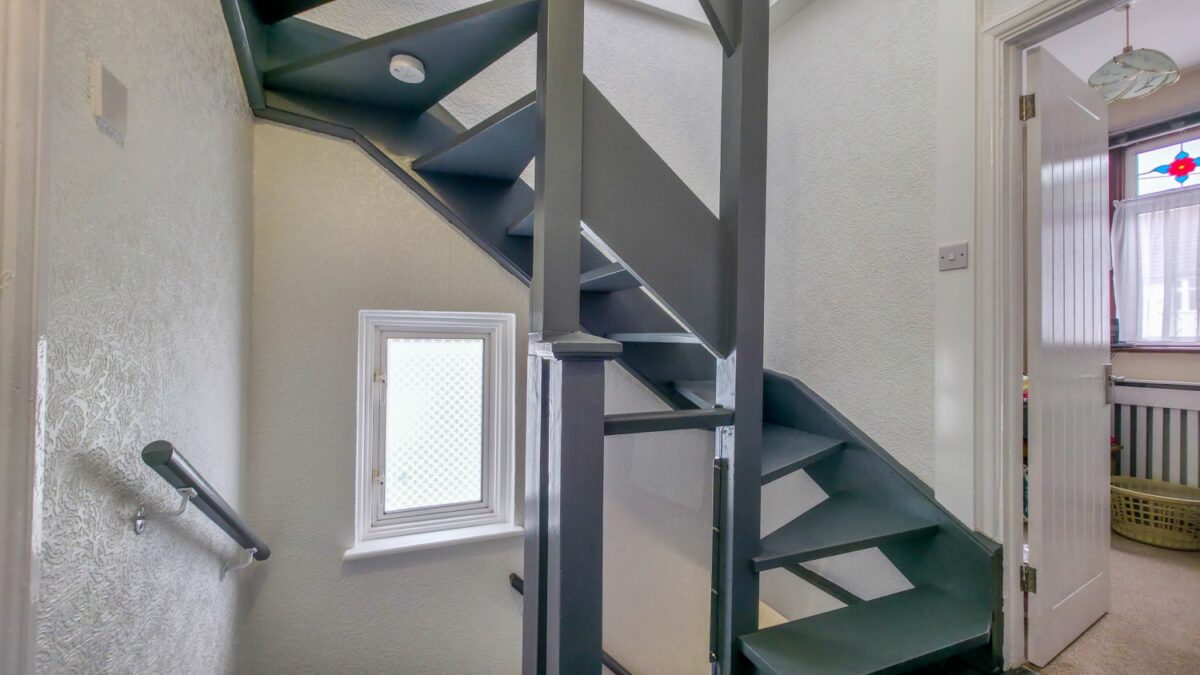 Moordown, Shooters Hill, SE18