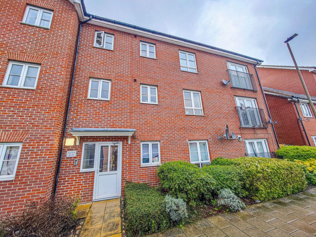 Battery Road, West Thamesmead, SE28