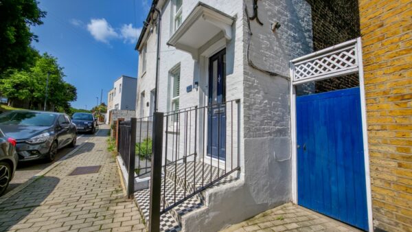 Red Lion Lane, Shooters Hill, SE18