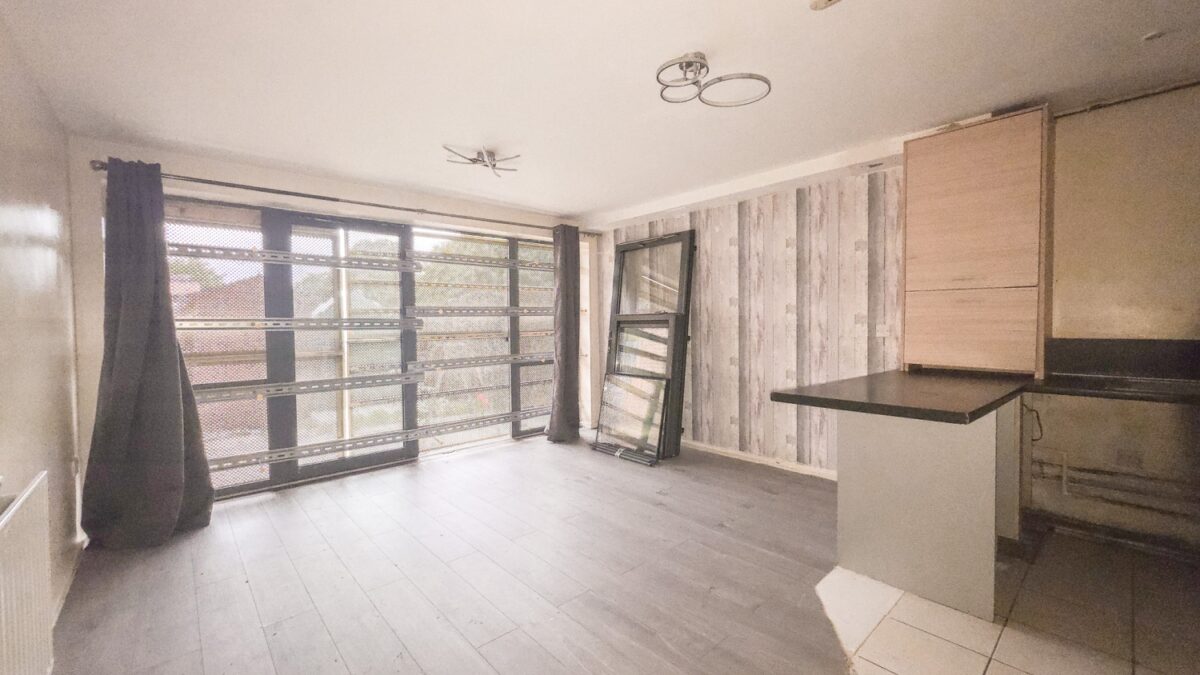 Lancaster House, Gunyard Mews, Woolwooh Common, SE18