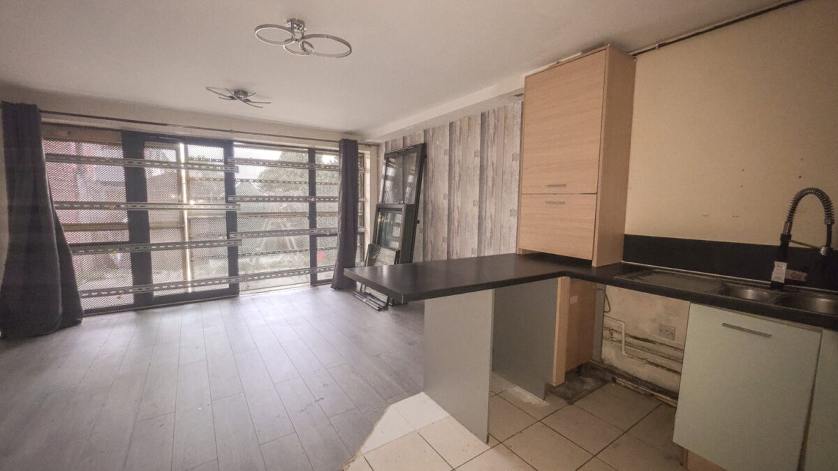 Lancaster House, Gunyard Mews, Woolwooh Common, SE18