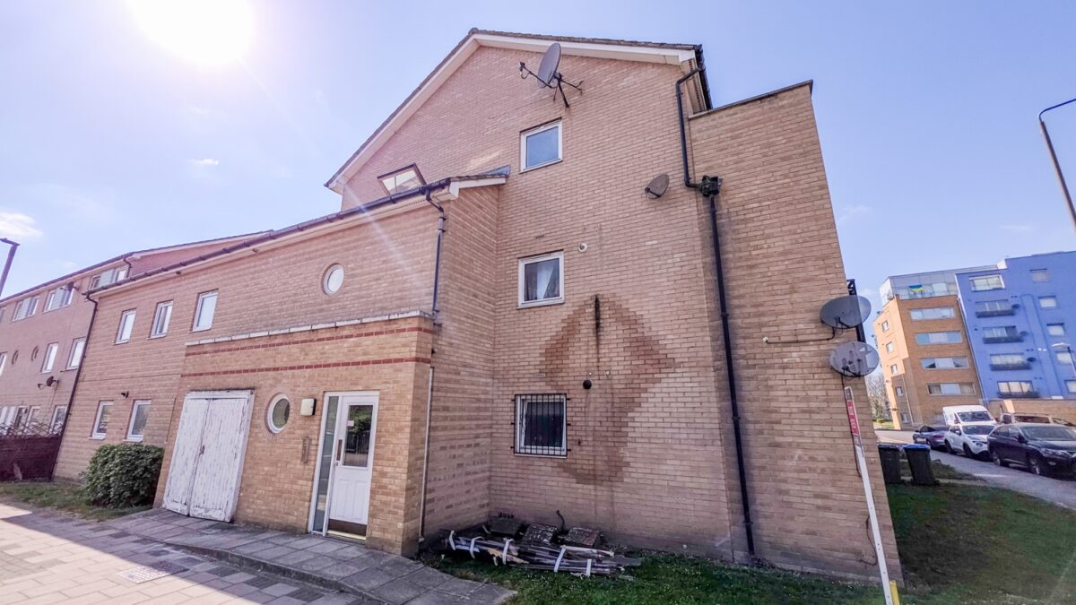 Miles Drive, West Thamesmead, London, SE28