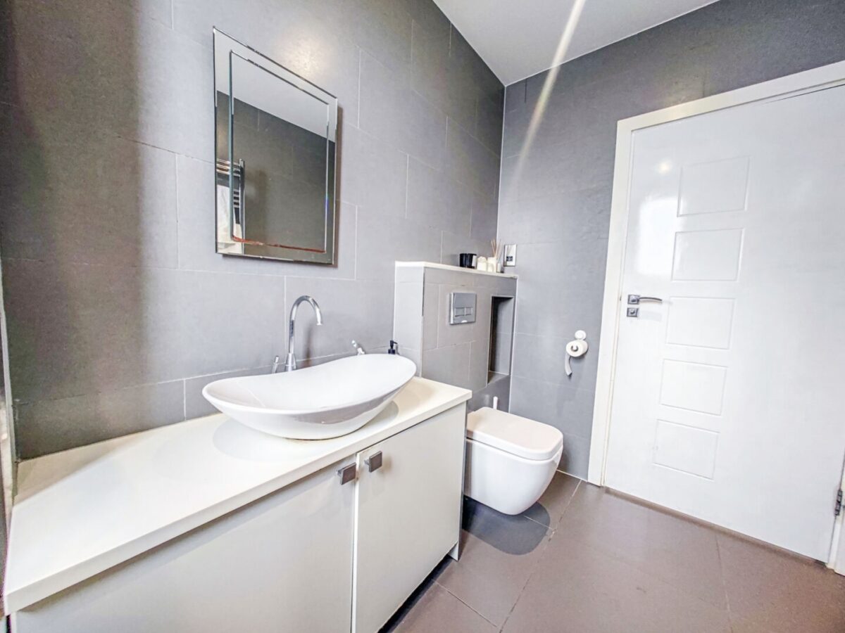 Flat 4 Confidence House, Manthorp Road, London, SE18