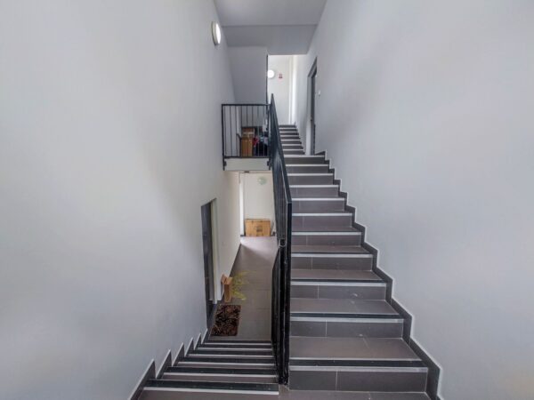 Flat 4 Confidence House, Manthorp Road, London, SE18