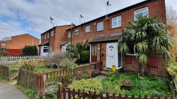 Kingfisher Close, London, SE28