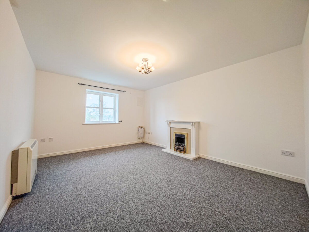 28, Birchdene Drive, Thamesmead, SE28