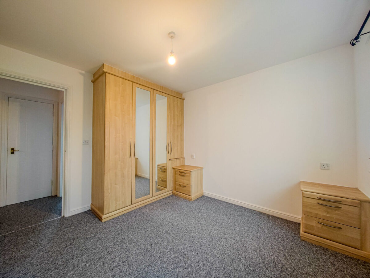 28, Birchdene Drive, Thamesmead, SE28
