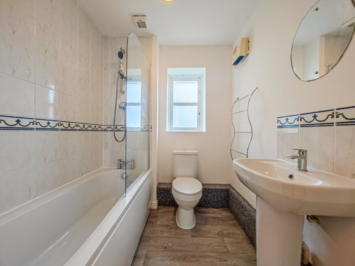 28, Birchdene Drive, Thamesmead, SE28