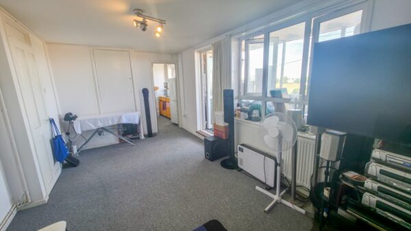 Flat 95 Wordsworth House, 6 Woolwich Common, London