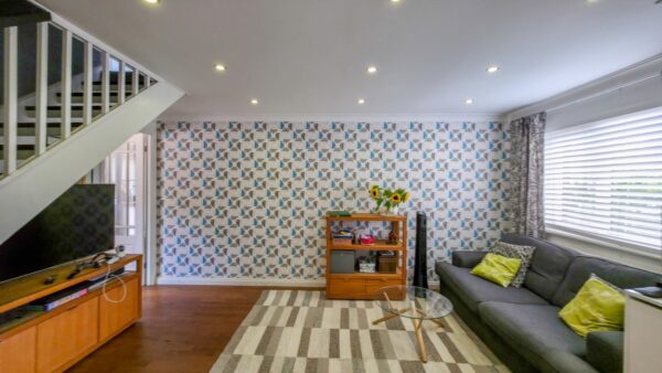 Avocet Mews, London, SE28