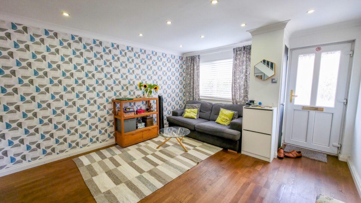 Avocet Mews, London, SE28
