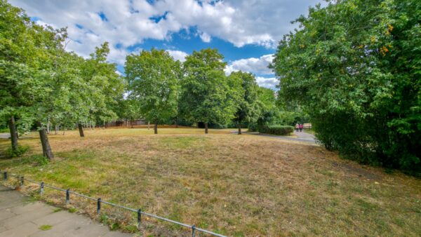 Avocet Mews, London, SE28