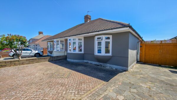 Bedonwell Road, Belvedere, Kent, DA17