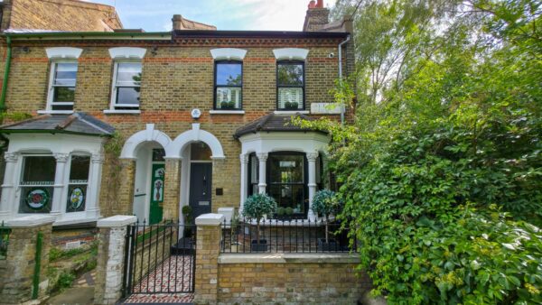 St. Johns Terrace, Plumstead, London, SE18