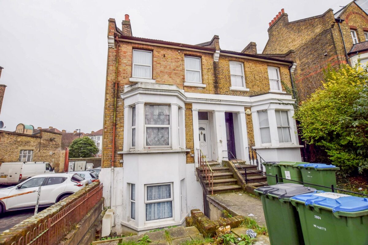 Eglinton Hill, Shooters Hill, London, SE18