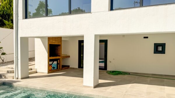 Los Balcones