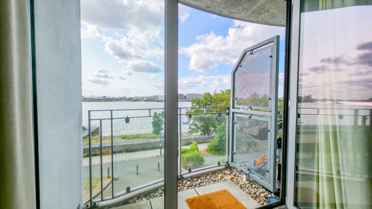 Strand House, Merbury Close, London, SE28