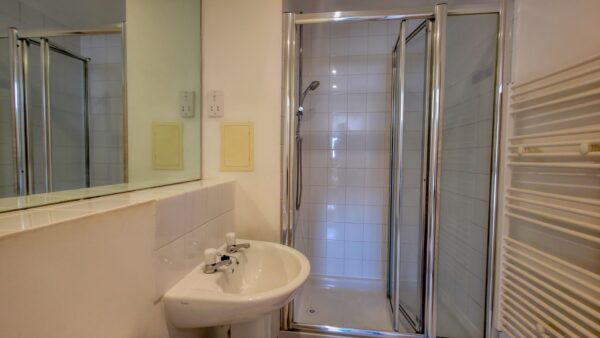Strand House, Merbury Close, London, SE28