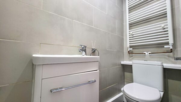 Longleigh Lane, Bexleyheath, DA7 5SL