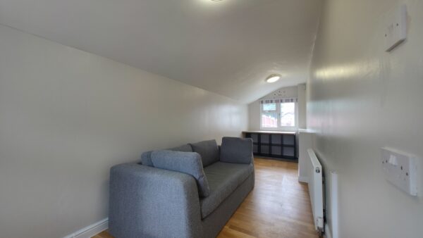 Longleigh Lane, Bexleyheath, DA7 5SL