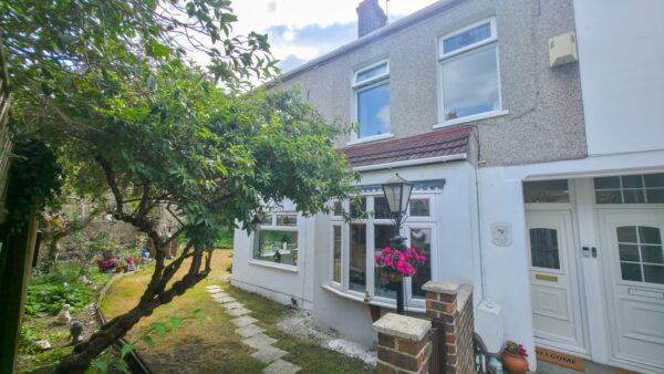 Swingate Lane, Plumstead Common, London, SE18