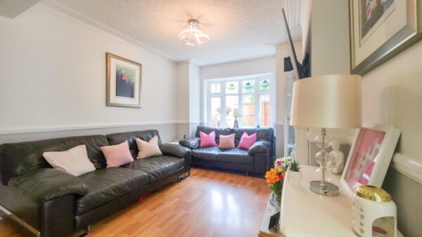 Swingate Lane, Plumstead Common, London, SE18