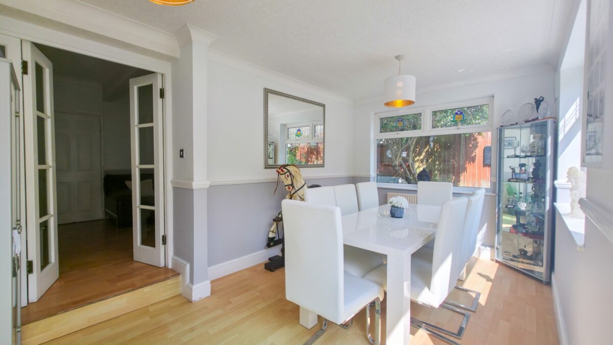 Swingate Lane, Plumstead Common, London, SE18