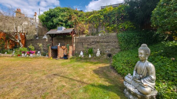 Swingate Lane, Plumstead Common, London, SE18