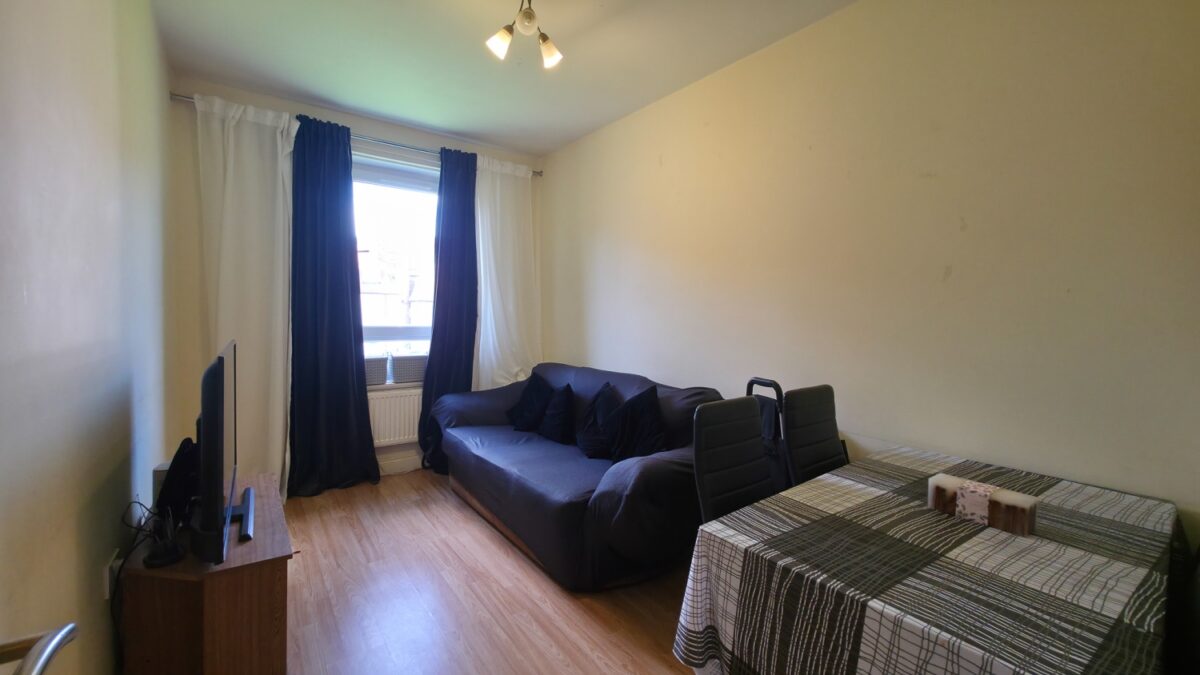 Barnfield Gardens, Plumstead, SE18