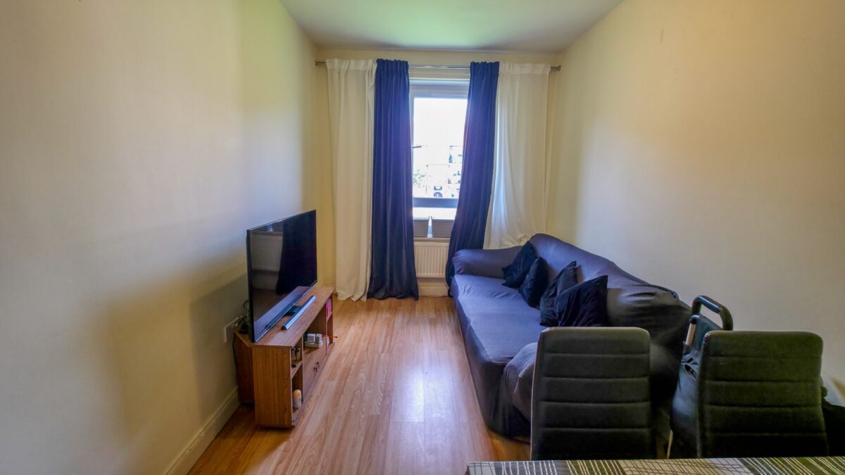 Barnfield Gardens, Plumstead, SE18