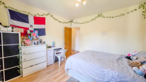 Barnfield Gardens, Plumstead, SE18