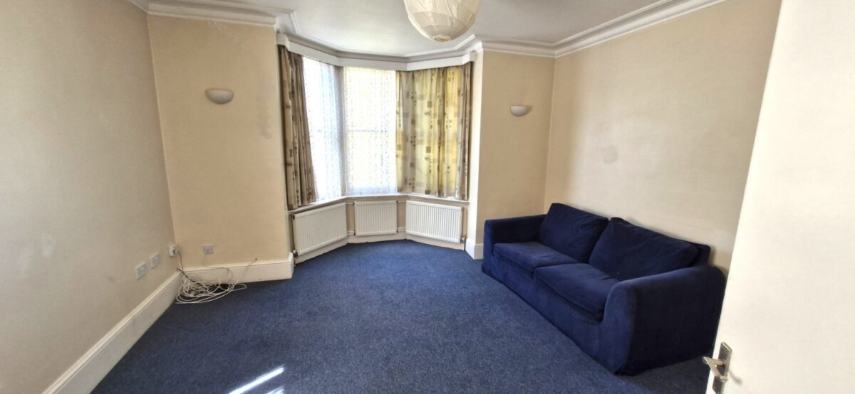 Willenhall Road, London, SE18
