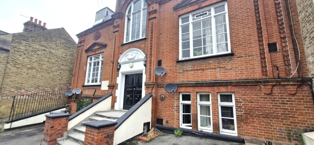 Uplands Close, London, SE18