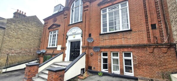 Uplands Close, London, SE18
