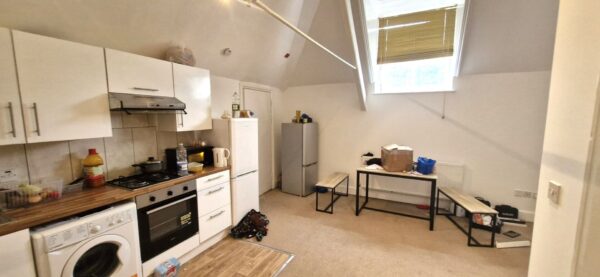 Uplands Close, London, SE18