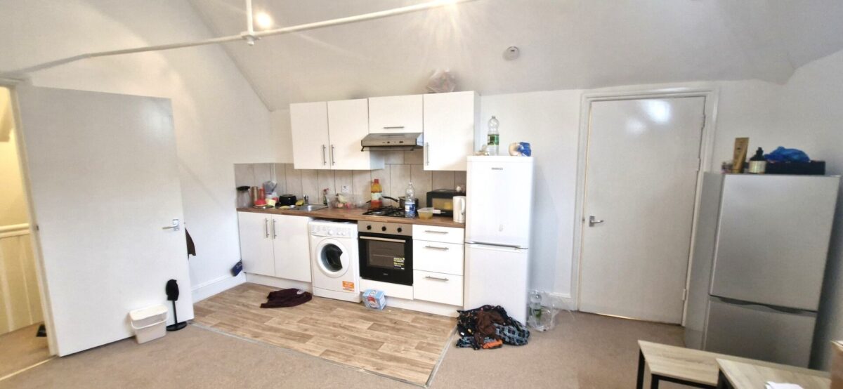 Uplands Close, London, SE18