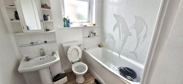 Uplands Close, London, SE18