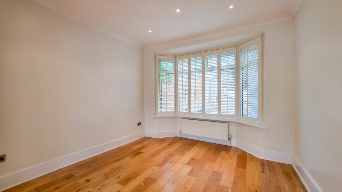 Ankerdine Crescent, London, SE18