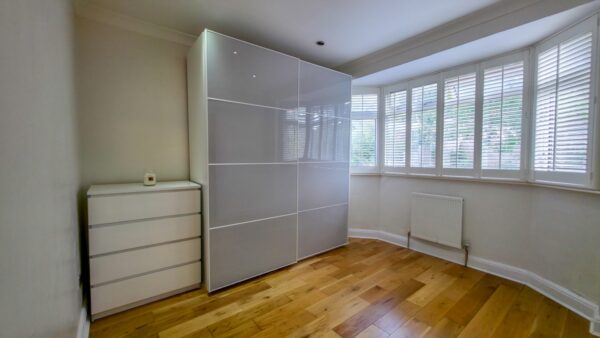 Ankerdine Crescent, London, SE18