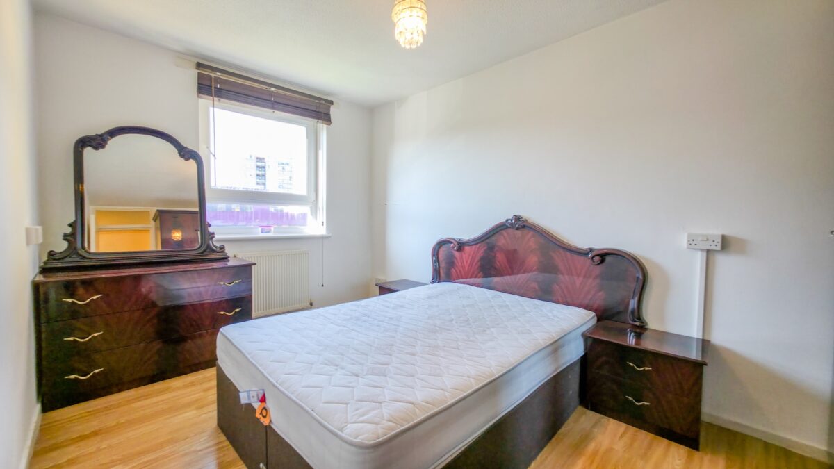 Ruddstreet Close, Woolwich, SE18