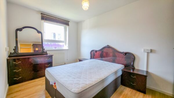 Ruddstreet Close, Woolwich, SE18