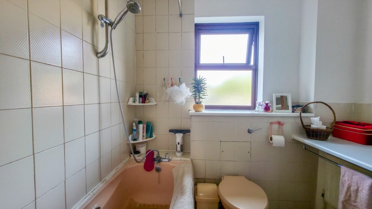 Goosander Way, West Thamesmead, SE28