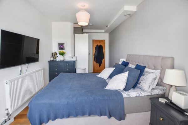 21 Upper Wickham Lane, Welling